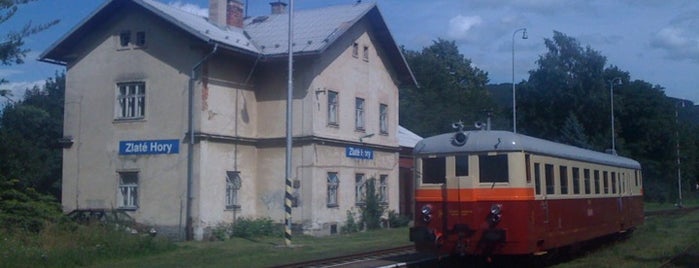 Železniční stanice Zlaté Hory is one of Železniční stanice ČR: Z-Ž (14/14).