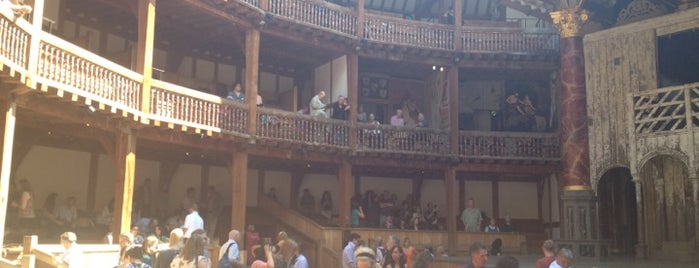 Shakespeare's Globe Theatre is one of London 101.