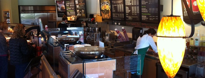 Starbucks is one of Locais curtidos por Don.