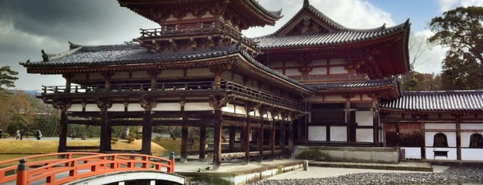 Byodo-in Temple is one of 京都の定番スポット　Famous sightseeing spots in Kyoto.