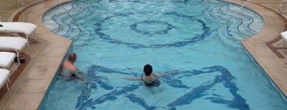 Wynn Las Vegas Pool is one of Tempat yang Disukai Stephen.