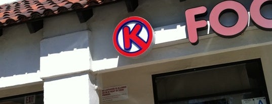 Circle K is one of Robertaさんのお気に入りスポット.