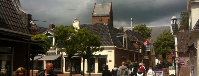 Grou is one of Varen in Friesland: havens, water en horeca.