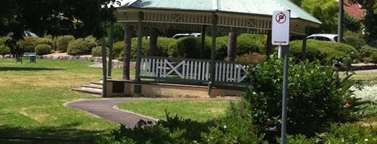 Wahroonga Park is one of Orte, die Stuart gefallen.