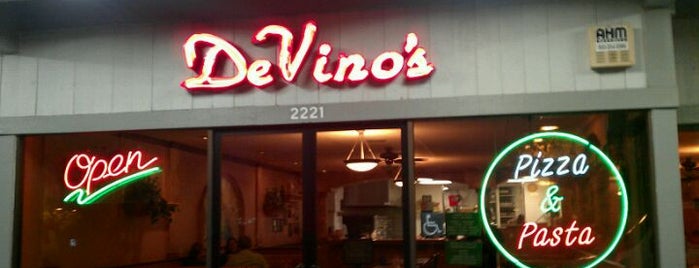 DeVino's Pizza & Pasta is one of Lieux qui ont plu à Rik.