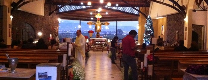Templo De San Rafael is one of Tempat yang Disukai Juan.