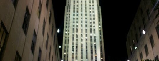 Rockefeller Center is one of Favorite Great Outdoors.