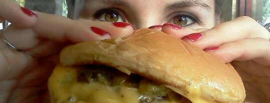 Nation's Giant Hamburgers is one of Lieux sauvegardés par Jason Christopher.