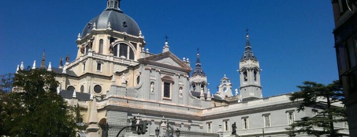Catedral de la Almudena is one of Madrid.