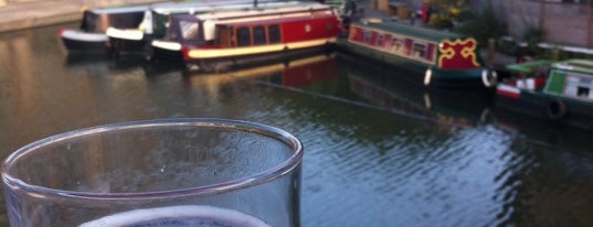 The Narrowboat is one of MB's London Pubs and Bars.