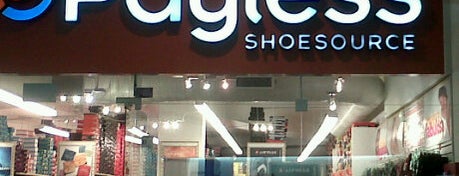 Payless Shoes Source is one of Ropa y Zapatos.