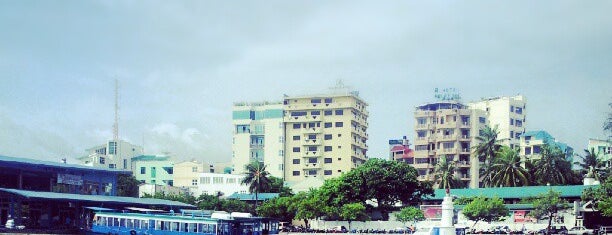 Malé is one of Places I want to visit.