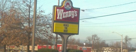 Wendy’s is one of Lizzieさんのお気に入りスポット.