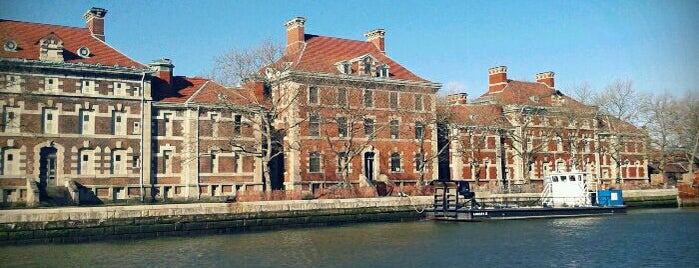 Ellis Island Immigration Museum is one of New York, Newwww Yooooooork!...... :-).