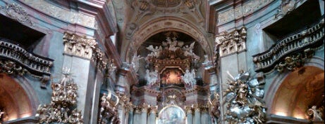 Peterskirche is one of Exploring Vienna (Wien).