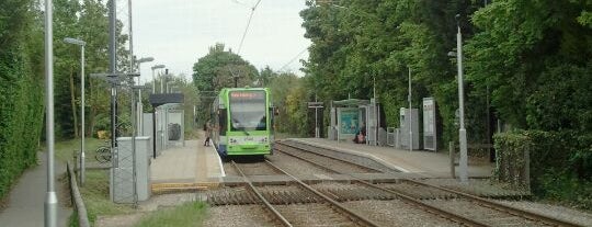 Merton Park London Tramlink Stop is one of Minas’s Liked Places.
