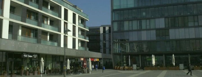 Riedbergplatz is one of Zoltan 님이 좋아한 장소.