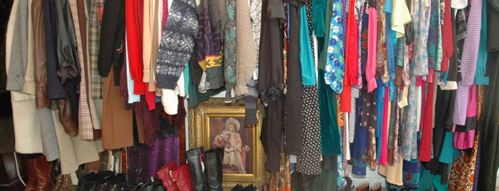 Frockney Rebel Vintage is one of London Boutiques.