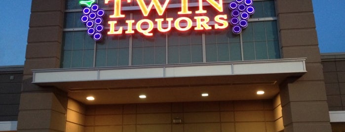 Twin Liquors is one of Andrea : понравившиеся места.