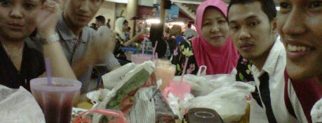 Medan Usahawan (Food Court) is one of Must-visit Food in Kota Bharu.