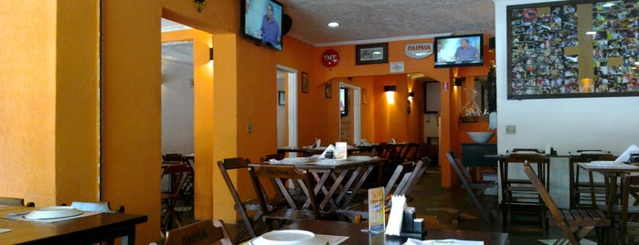 Oficina Pizza Bar is one of barzinhos.