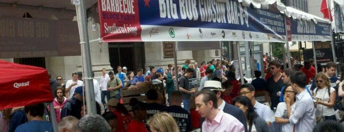 Big Bob Gibson Bar-B-Q Tent @ Big Apple Barbecue Block Party is one of seen onscreen.