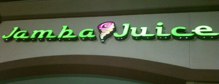 Jamba Juice is one of สถานที่ที่ Jerome ถูกใจ.