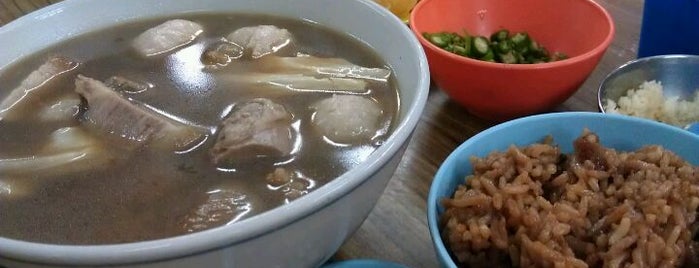 Bak Kut  Teh is one of Penang 肉骨茶.