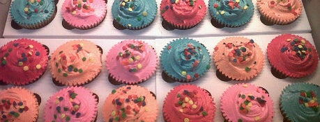 Cupcake Chic is one of Eat Stuff!!!.