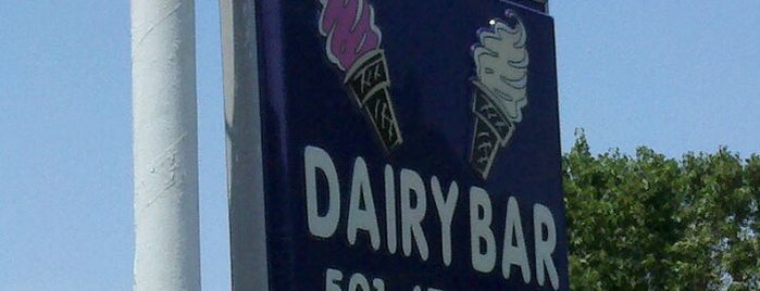 Lonoke Dairy Bar is one of Hot dogs.
