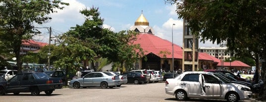Masjid Subang Perdana is one of Tempat yang Disukai Rahmat.