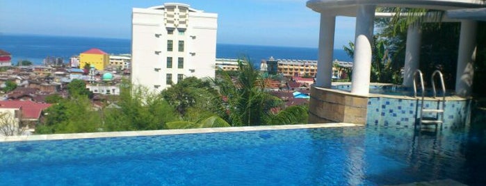 Hotel Minahasa Swimming Pool is one of Pool & Playground.
