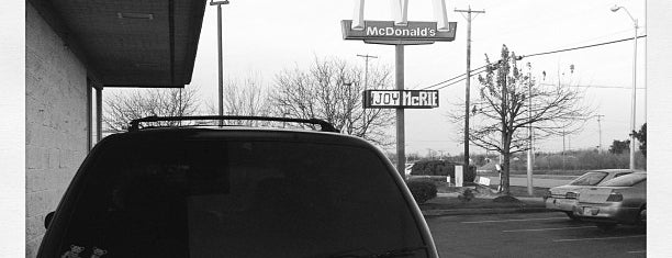McDonald's is one of Top 10 dinner spots in Nicholasville, KY.