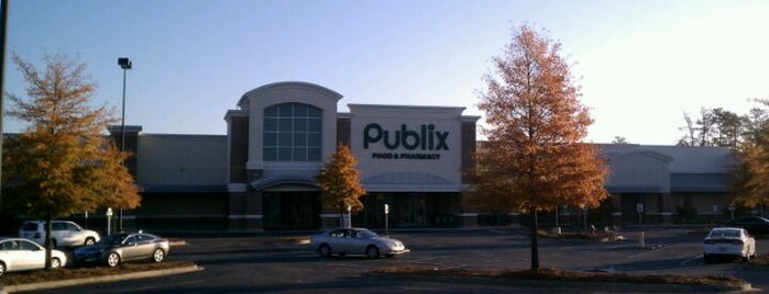 Publix is one of gee’s Liked Places.