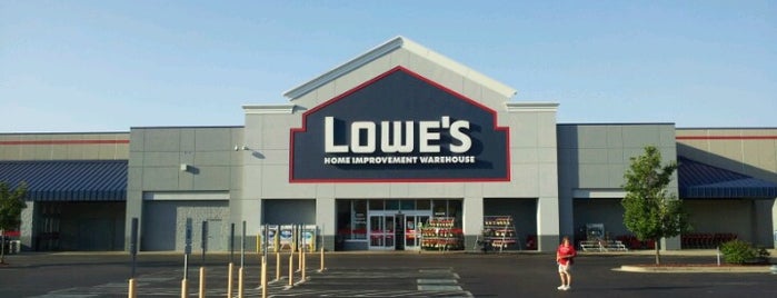 Lowe's is one of お気に入りスポット.