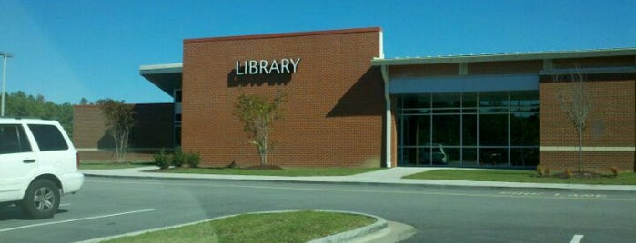 Cumberland County Library West Regional Branch is one of Lieux qui ont plu à Ya'akov.