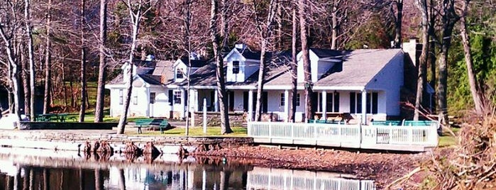 Shadow Lake Clubhouse is one of walk the dog.