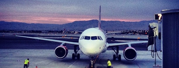 Palm Springs International Airport (PSP) is one of Palm Springs (PSP).