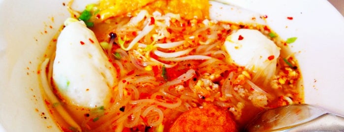 เจียงลูกชิ้นปลา is one of Favorite Food.