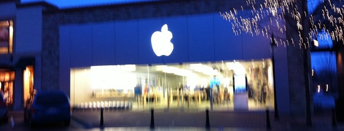 Apple Main Place is one of Shopping List.