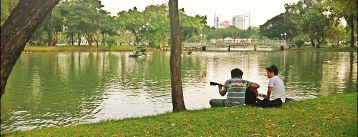 Lumphini Park Lake is one of Visit: FindYourWayInBangkok.