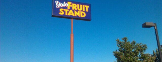 Yolo Fruit Stand is one of Locais curtidos por Edwina.