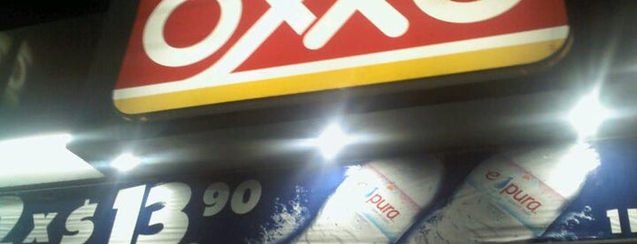 Oxxo is one of Fernandoさんのお気に入りスポット.