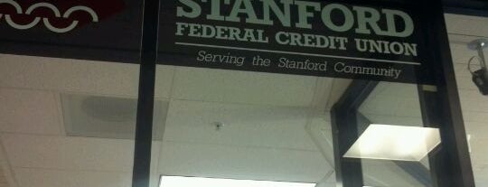 Stanford Federal Credit Union is one of Lugares favoritos de Ryan.
