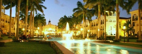 Riu Palace Riviera Maya is one of สถานที่ที่ Fernando ถูกใจ.