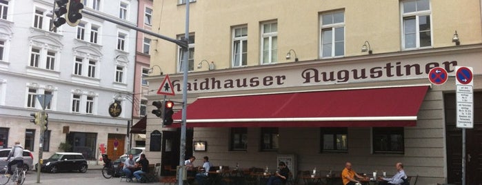 Haidhauser Augustiner is one of Lugares favoritos de Jeremy.