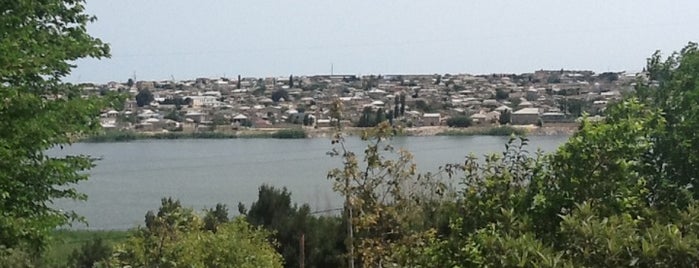 Bakıxanov qəsəbəsi is one of Tempat yang Disukai Kamil.