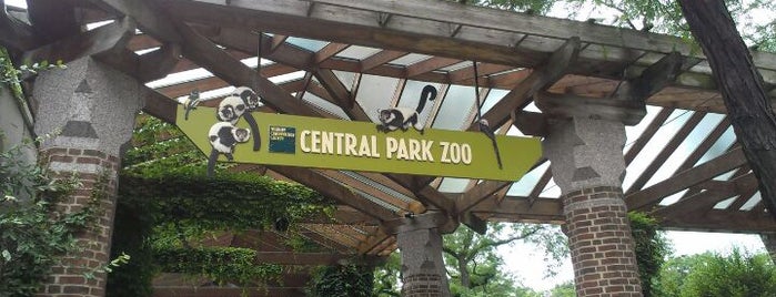 セントラルパーク動物園 is one of Things To Do In NYC.