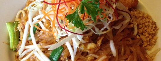 Thai House Cuisine is one of Lugares favoritos de Matt.