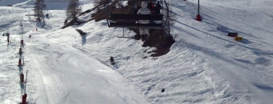 Oxygene - Ski & Snowboard Shop is one of Lieux qui ont plu à Mache.